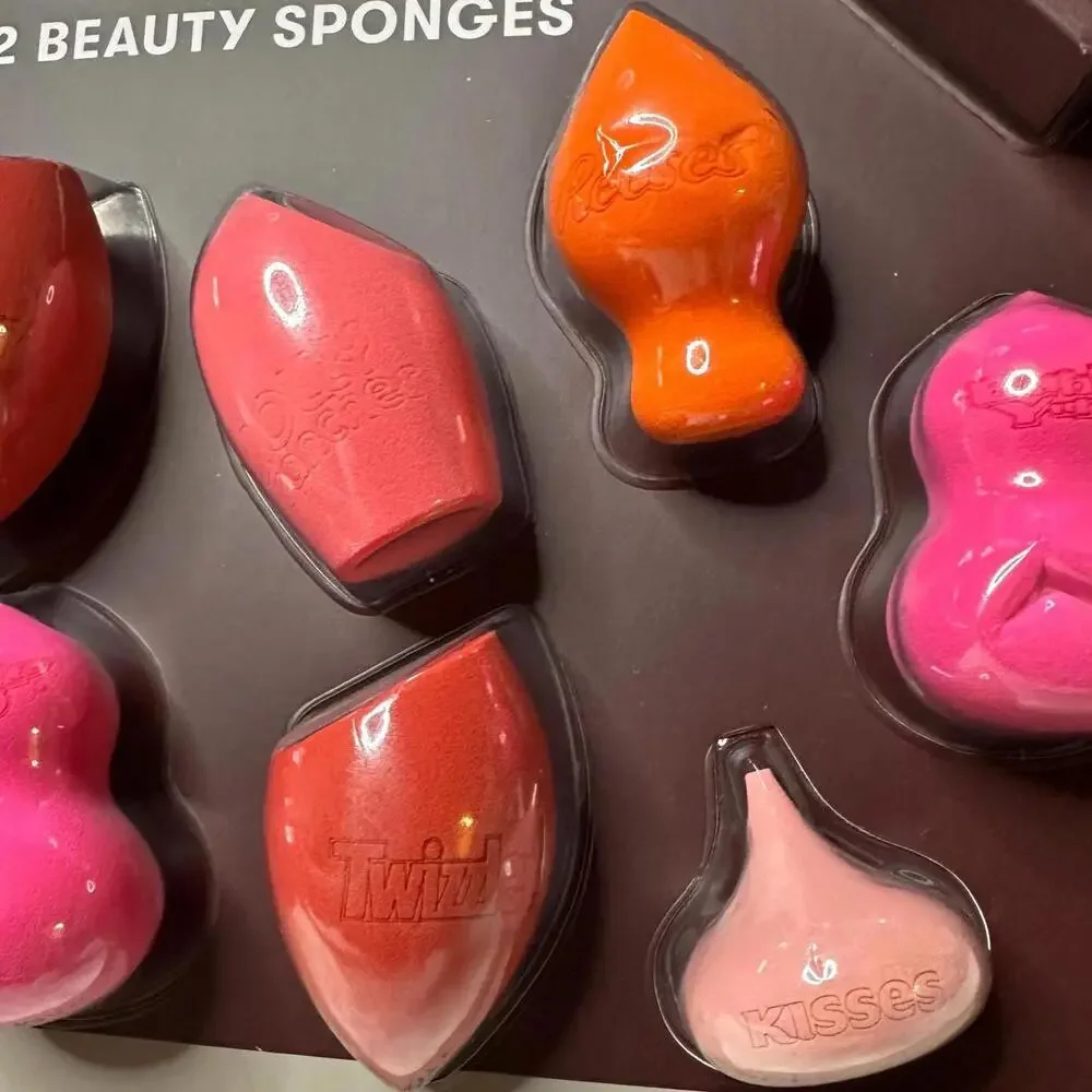 NIP Hershey’s 12-Piece Beauty Makeup Sponges Blenders Wet/ Dry